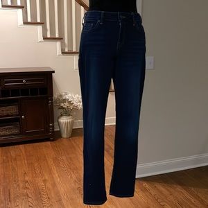 Lucky jeans size 8 or 29